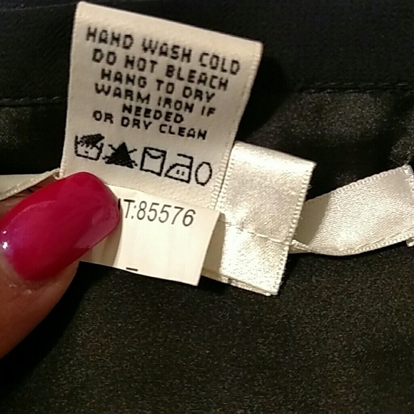 Studio M Black Mini Skirt With Scalloped Ruffle Detail Size M - Picture 6 of 7